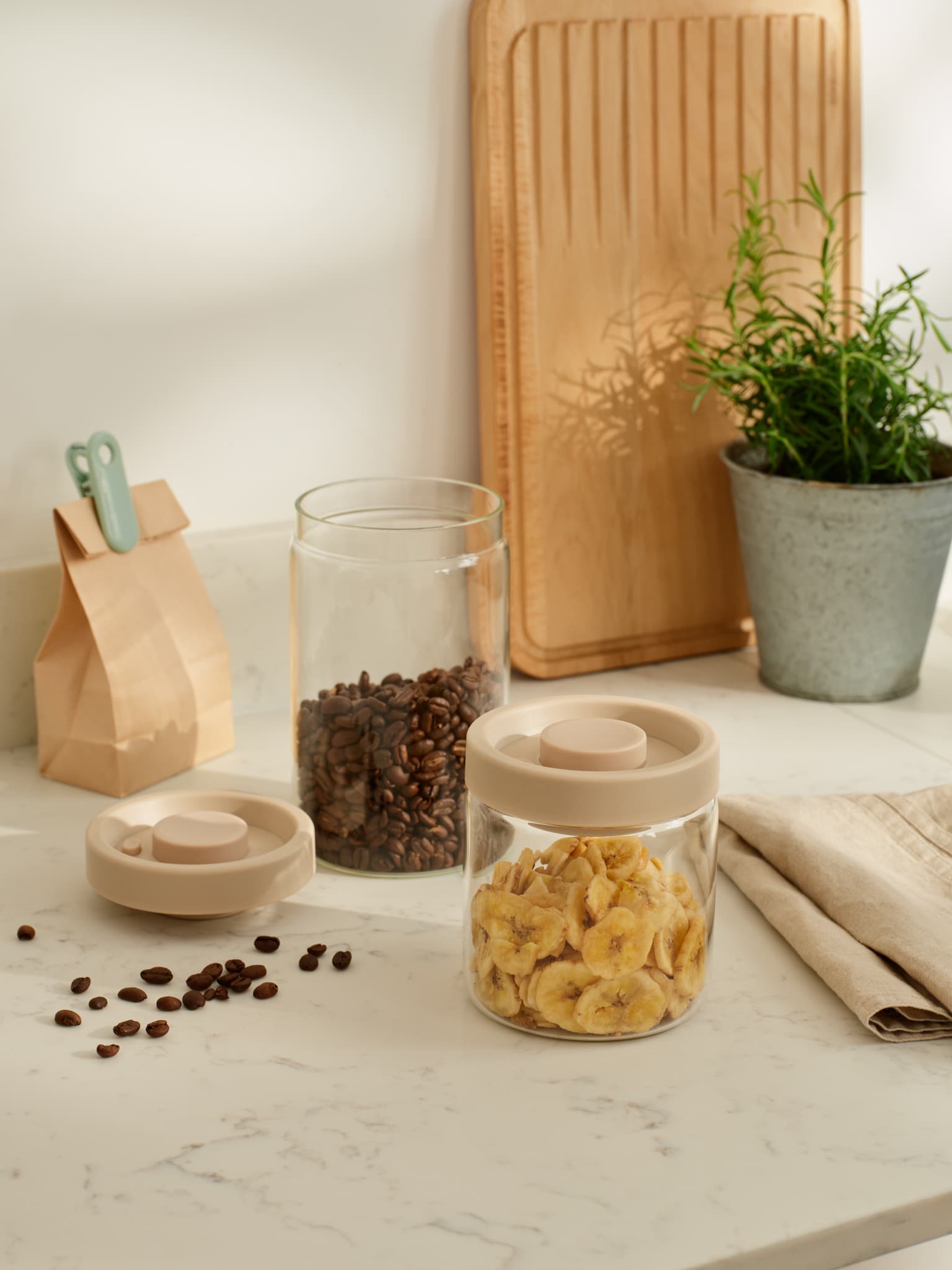 A set of stylish vacuum jars from our Fresh for Longer collection Reward Banner